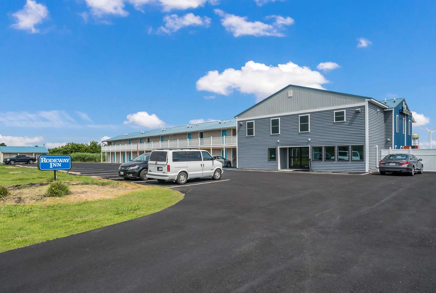 Rodeway Inn at Somers Cove Marina 16/22