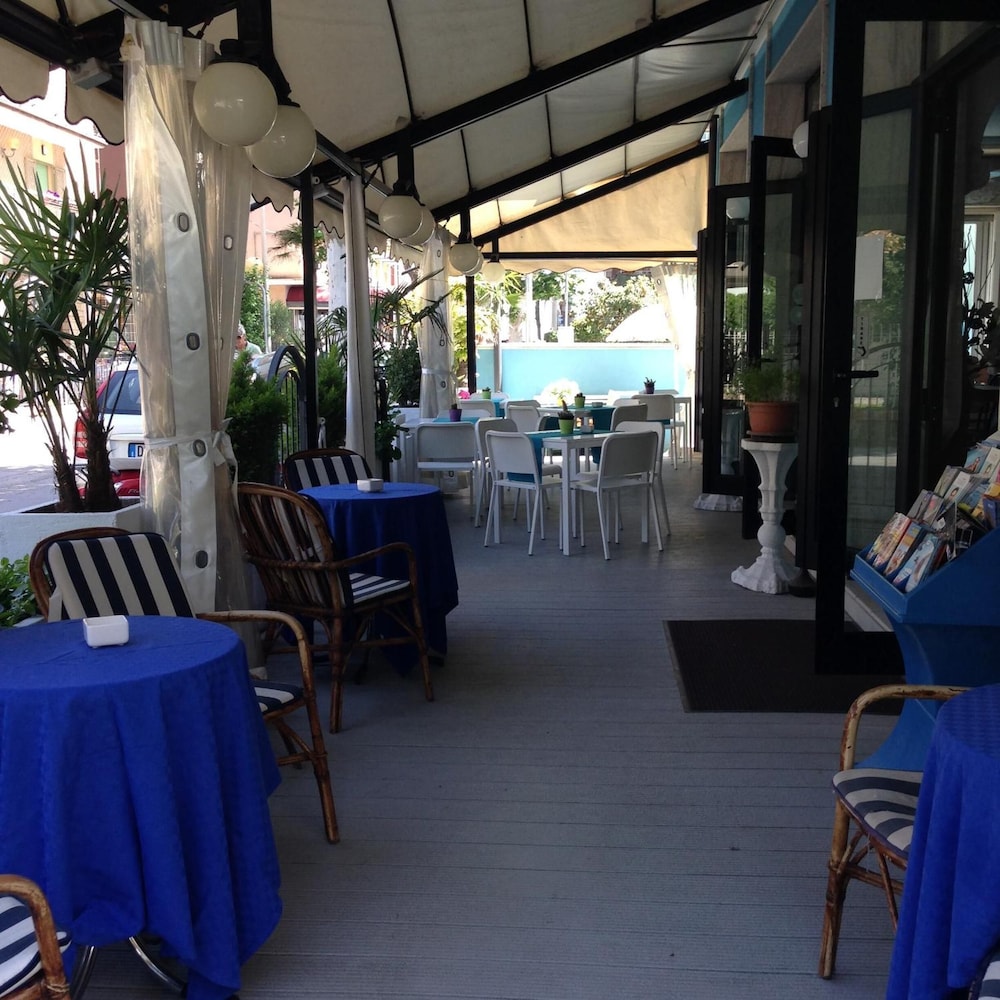 Villa Giovanna Hotel 18/40
