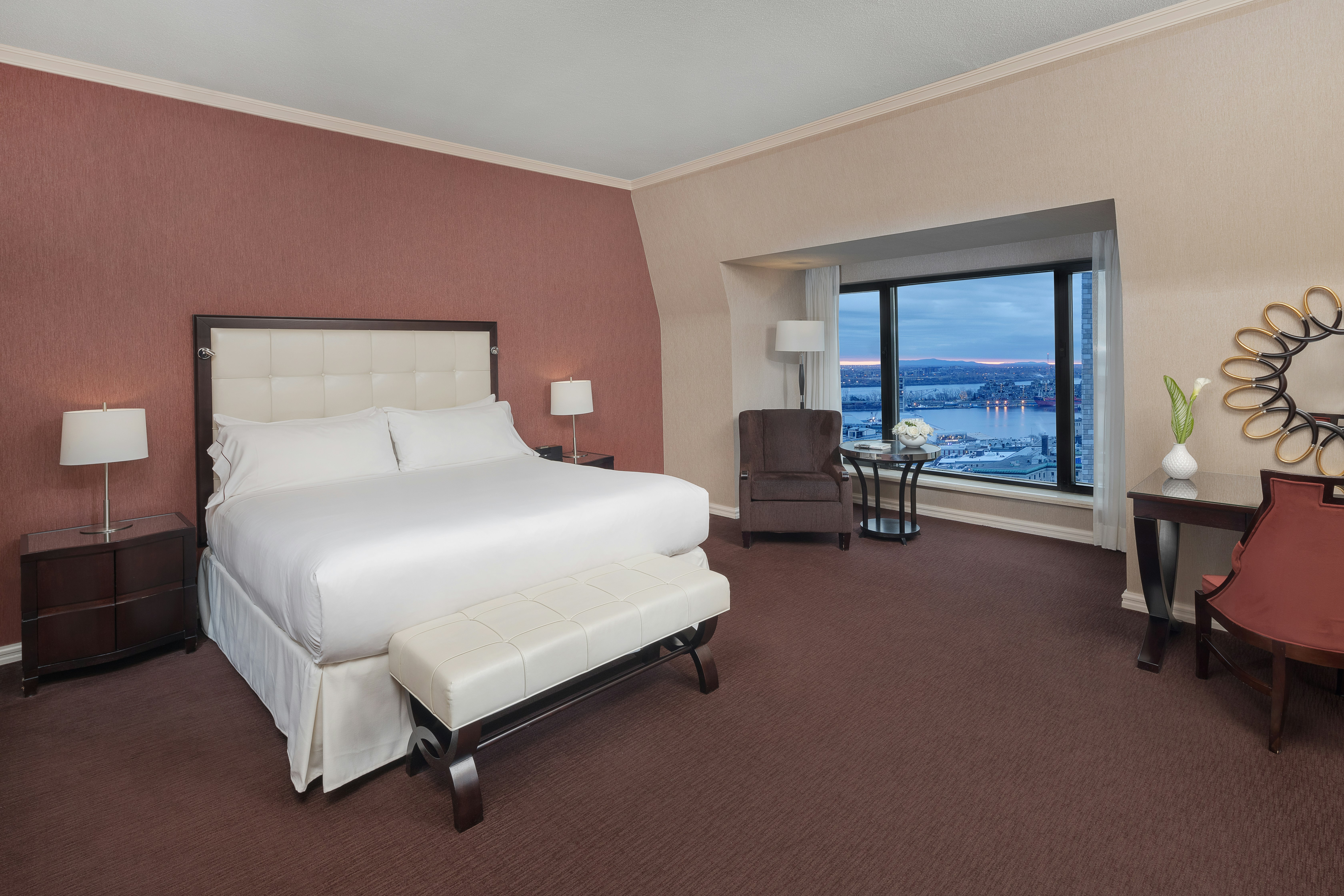 INTERCONTINENTAL MONTREAL 24/81