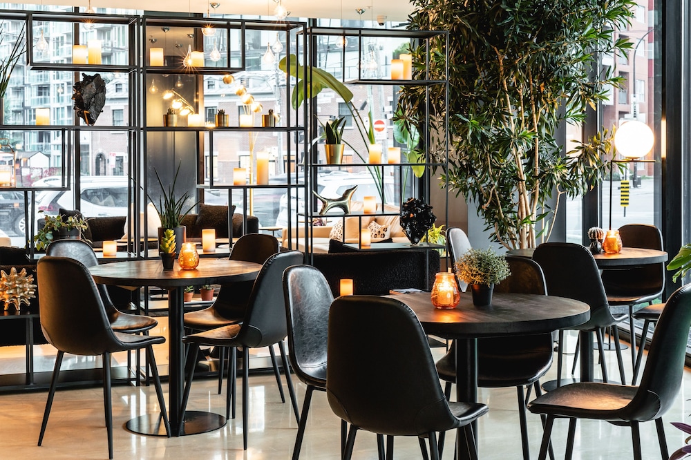 Griffintown Hotel 19/25