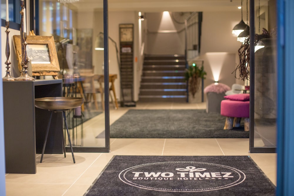 Two Timez Boutique Hotel 17/50