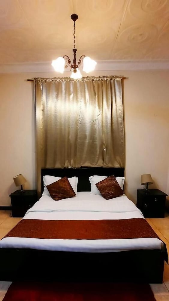 أجنحة ريحان الورود(Rihanat Al Worood Suites Khamis Mushait) 21/34