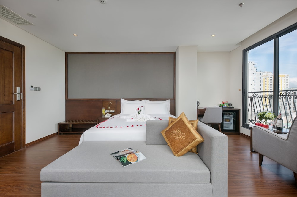 PREMIUM, DELUXE, DOUBLE BED, OCEAN VIEW