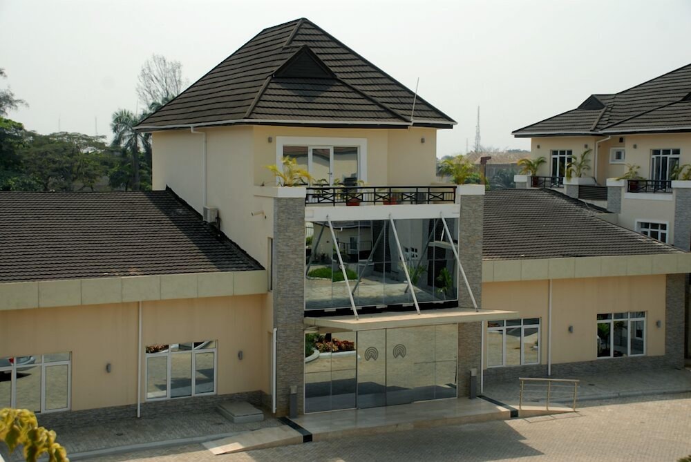 Amber Residence 3/50