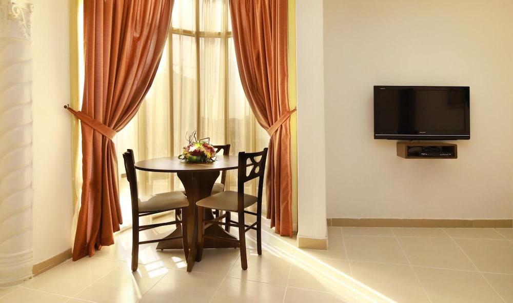 La Villa Hotel Doha 30/40