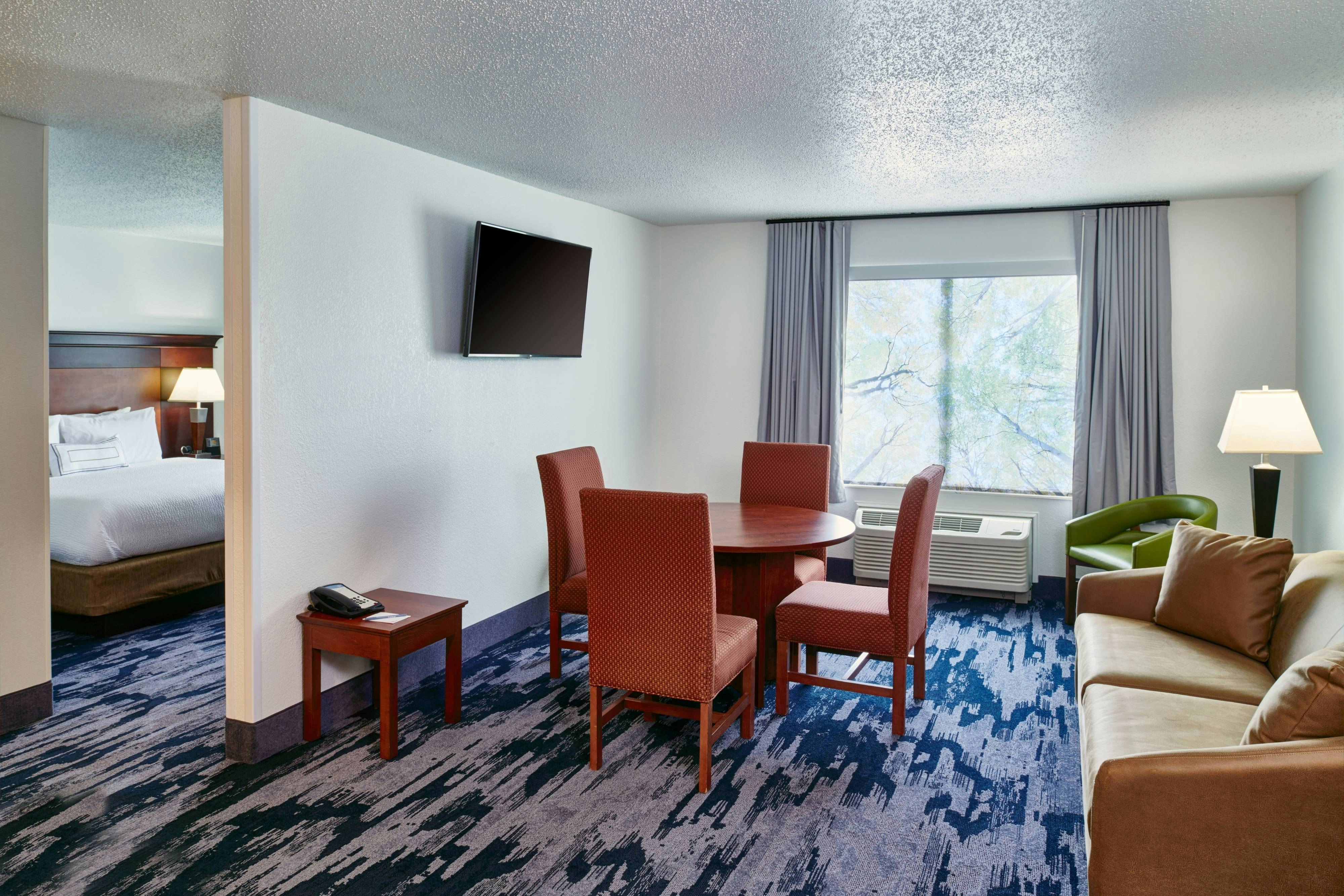 Fairfield Inn Detroit Livonia 17/21