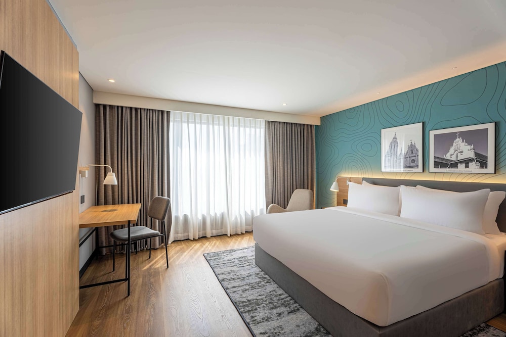 Park Inn & Suites by Radisson Thrissur East Fort 10/47