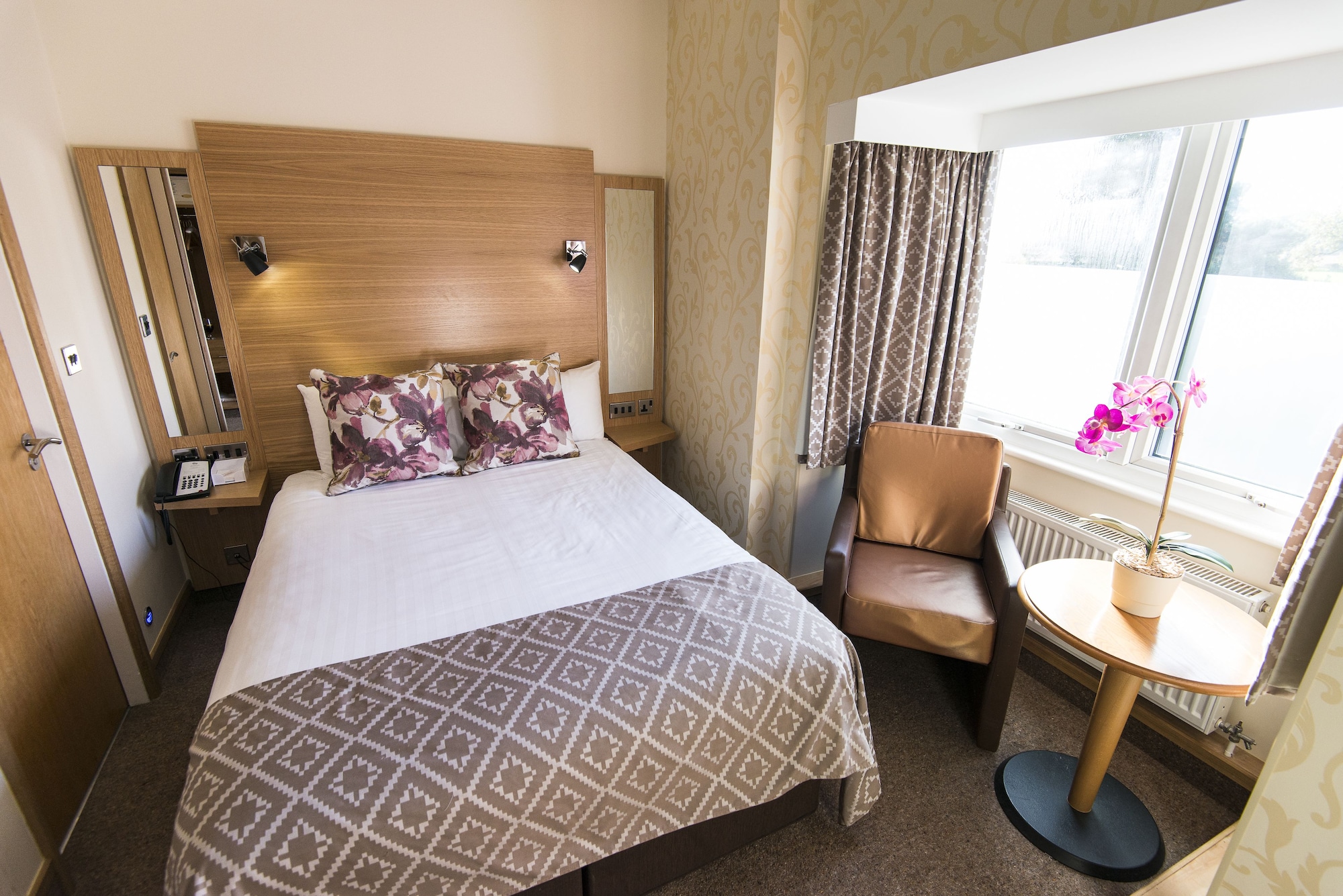 غرفة اقتصادية بسرير مزدوج، The Fairlawns Hotel And Spa 3/8