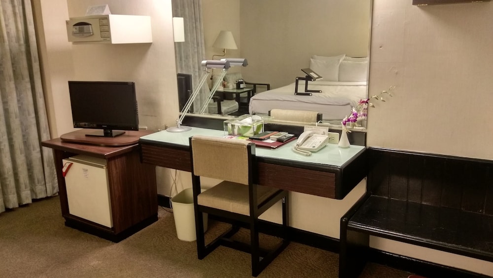 Premier Hotel 22/28