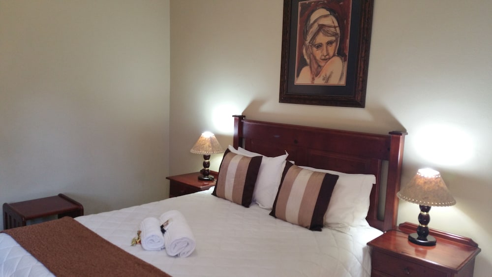 1 Bedroom, Comfort, Queen Bed, Garden Access