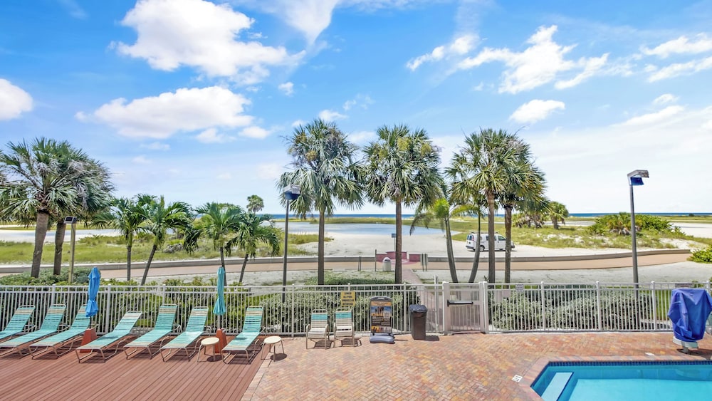 Surf Beach Resort 42/50