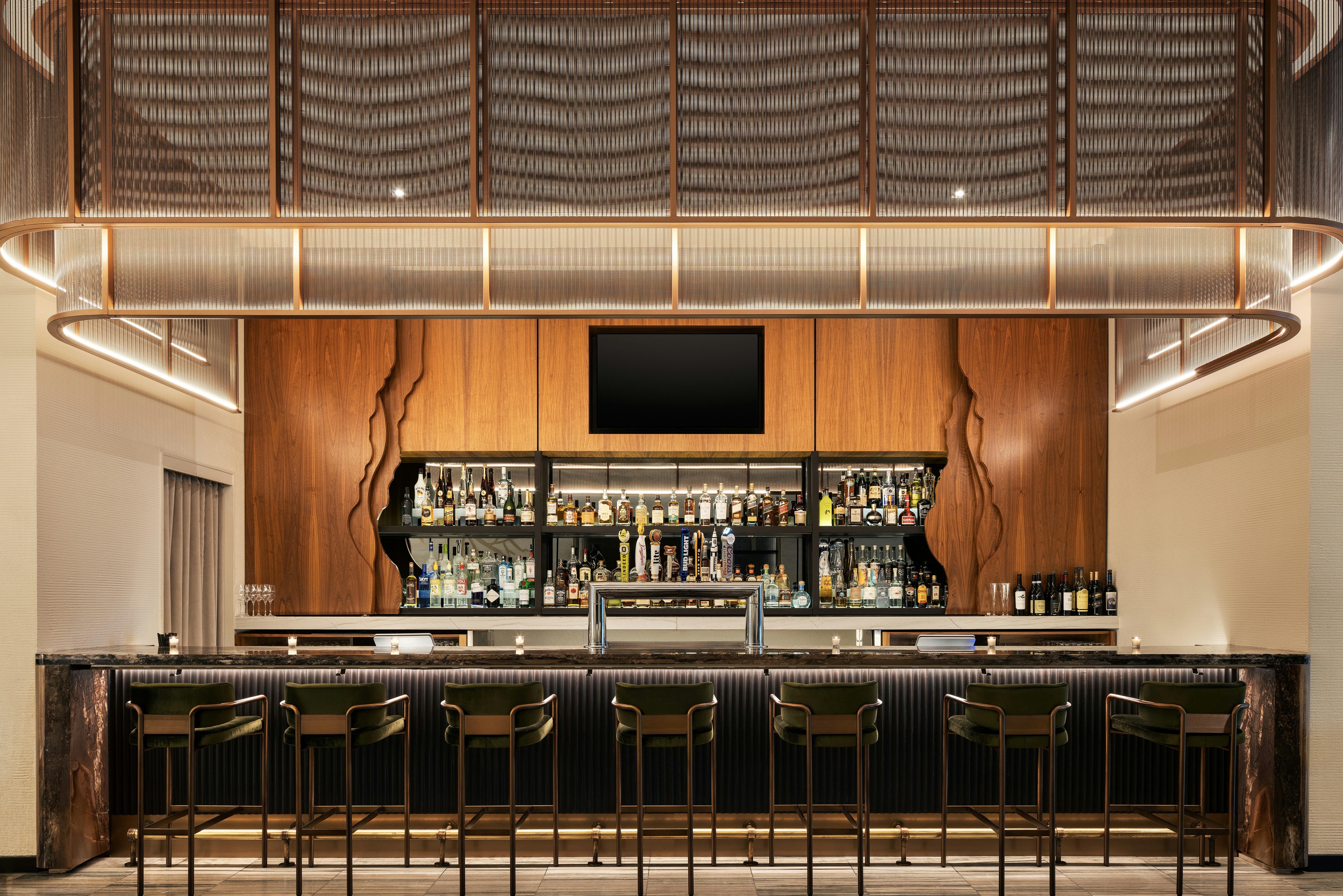 The Lofton Hotel Minneapolis, Tapestry Collection by Hilton 57/80