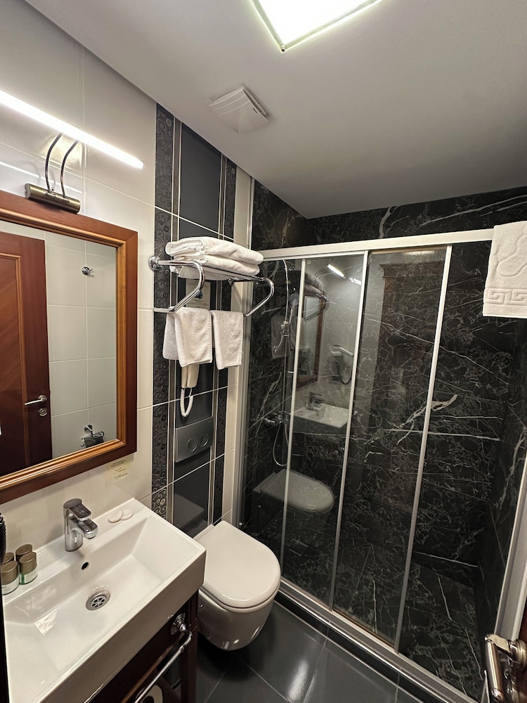 Hotel Perula 55/58