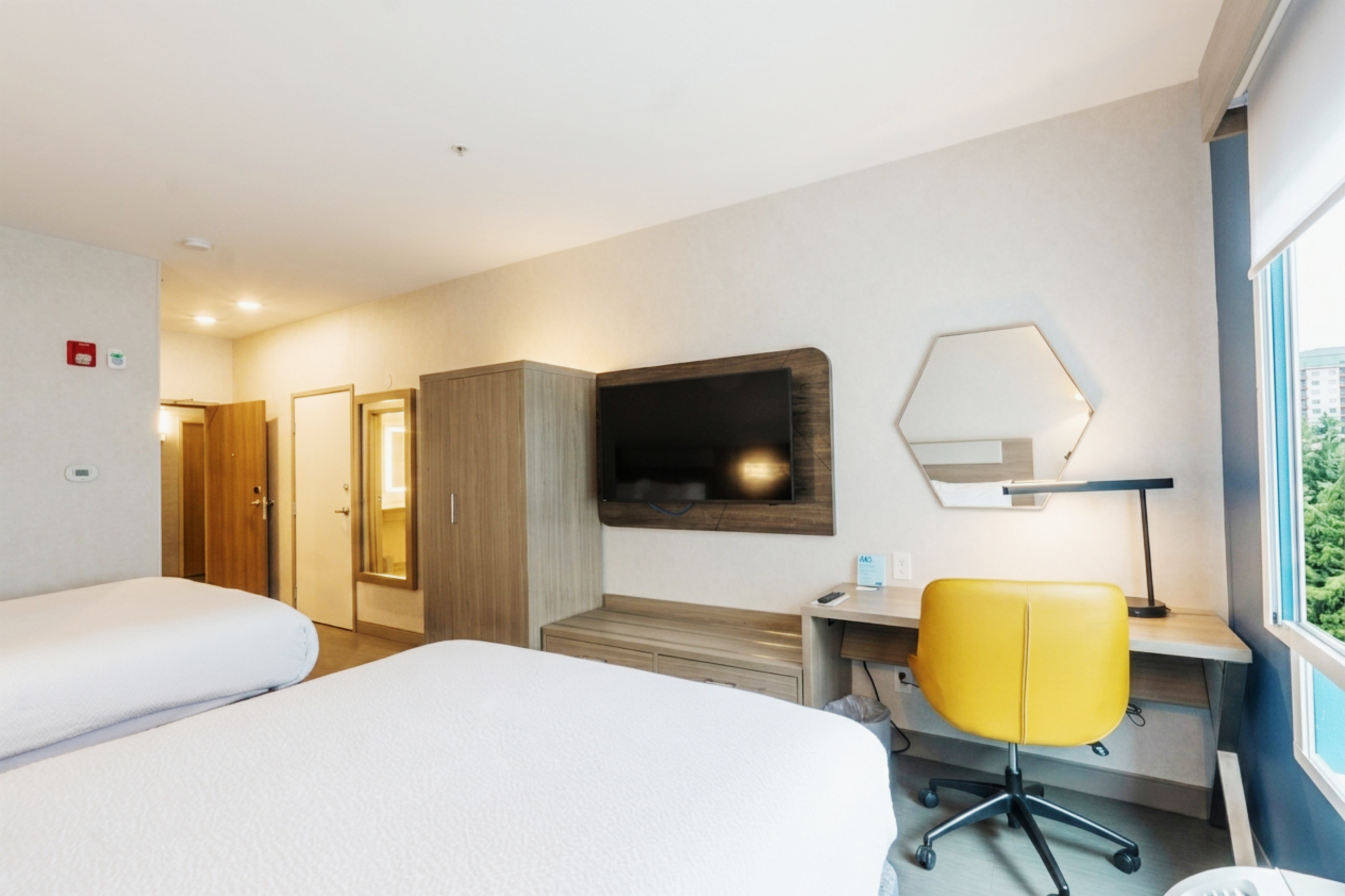 Holiday Inn Express Bothell 8/50