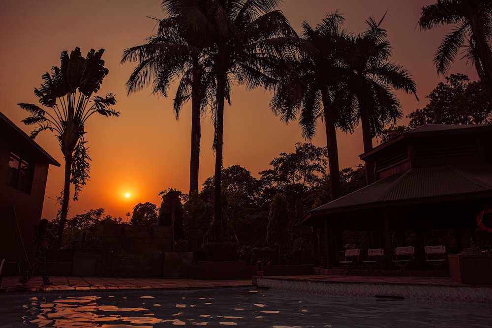 Safari Adventure Lodge 12/15
