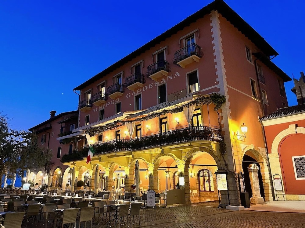 Hotel Ristorante Gardesana 4/48