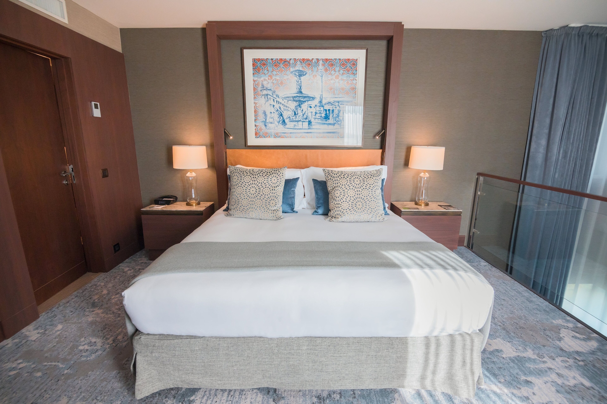 Suite, Queen Bed, Two Story, Terrace