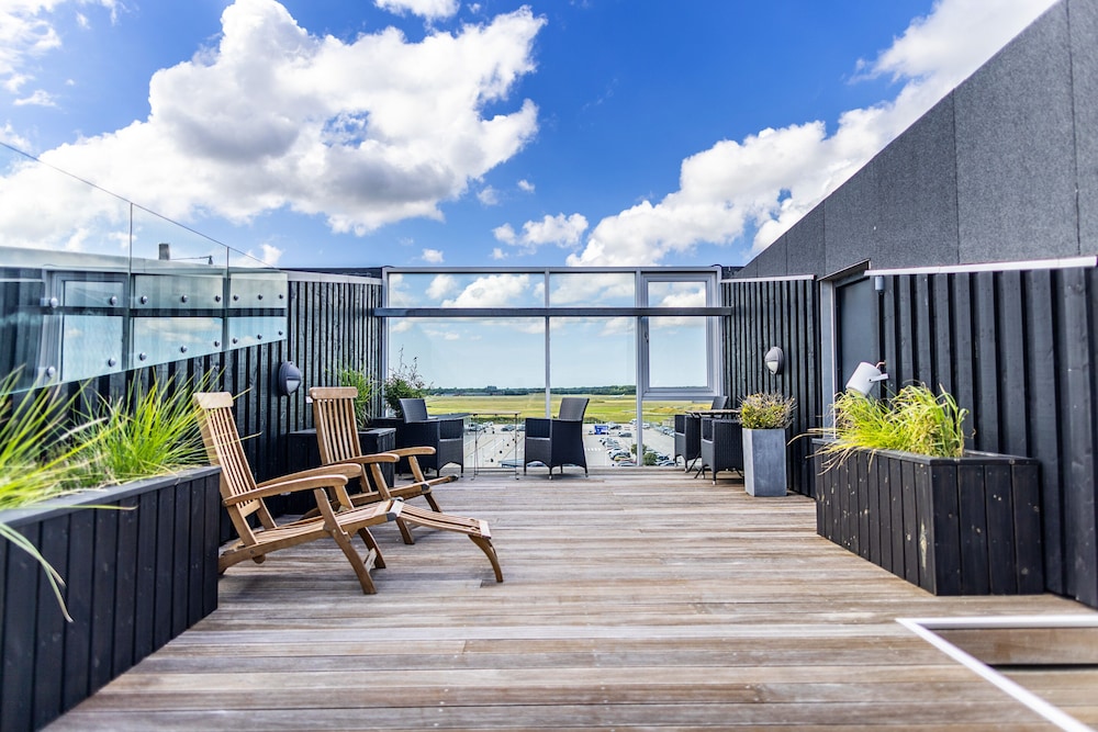 Aalborg Airport Hotel 52/53
