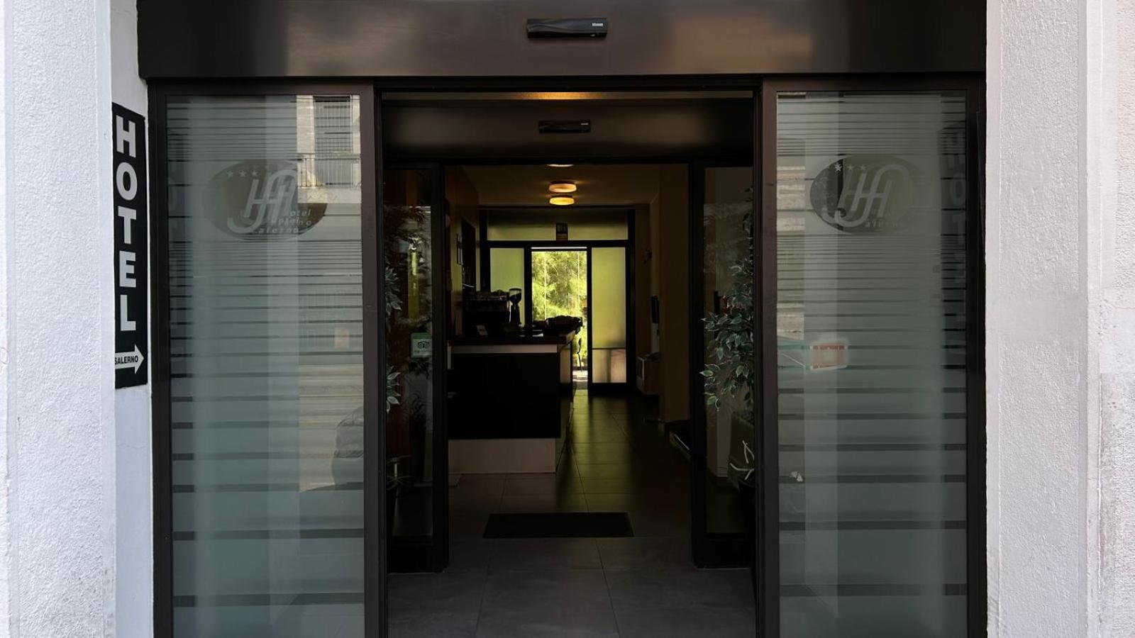 Albergo Salerno 1/50