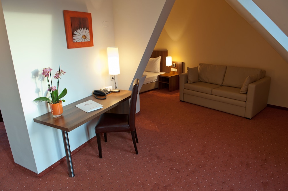 Hotel Hahn 27/43