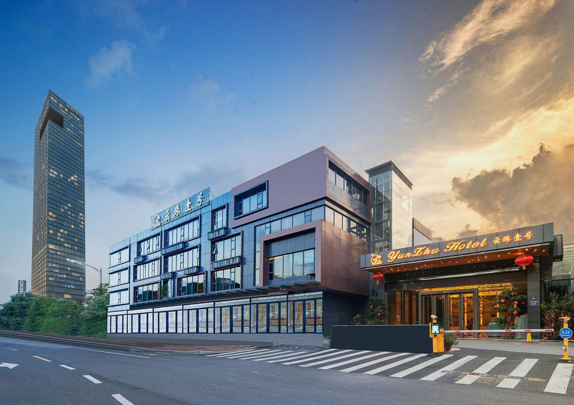 Yunzhu No.1 Hotel (Guangzhou Olympic Sports Center, Tianhe Zhucun Metro Station Branch) 4/24