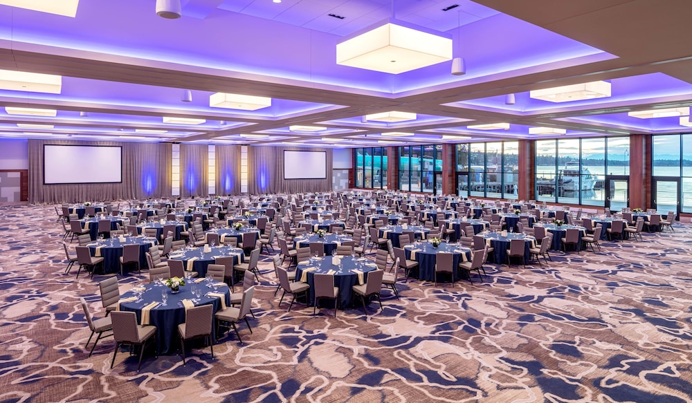 Hyatt Regency Lake Washington 40/50