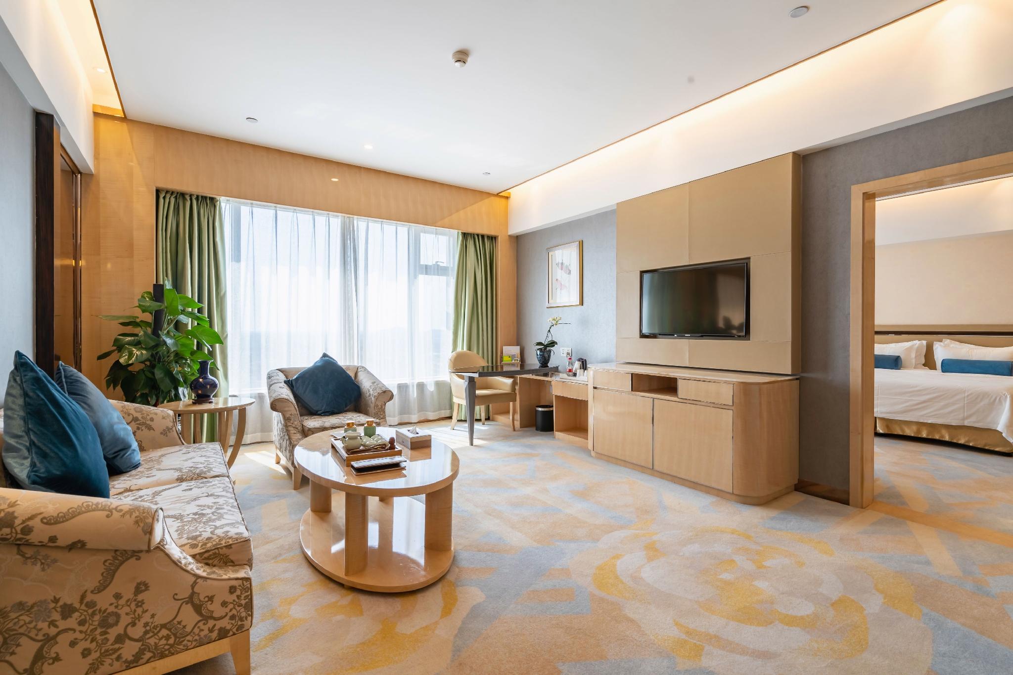 Fuyue Hotel 36/52