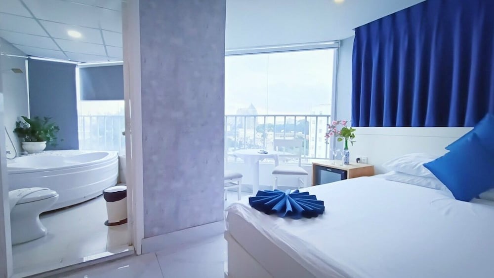 Queen Central Apartment-Hotel 15/26