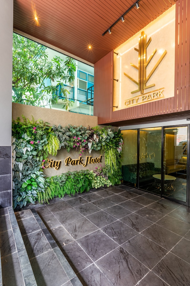 City Park Hotel Bangkok Pratunam 8/37