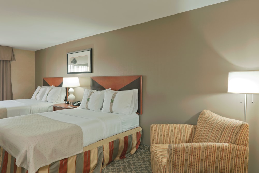 Holiday Inn Carbondale-Conference Center 17/81