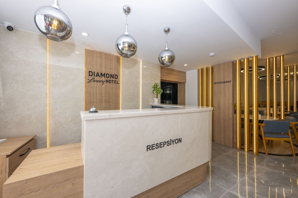 Diamond luxury Hotel 3/37