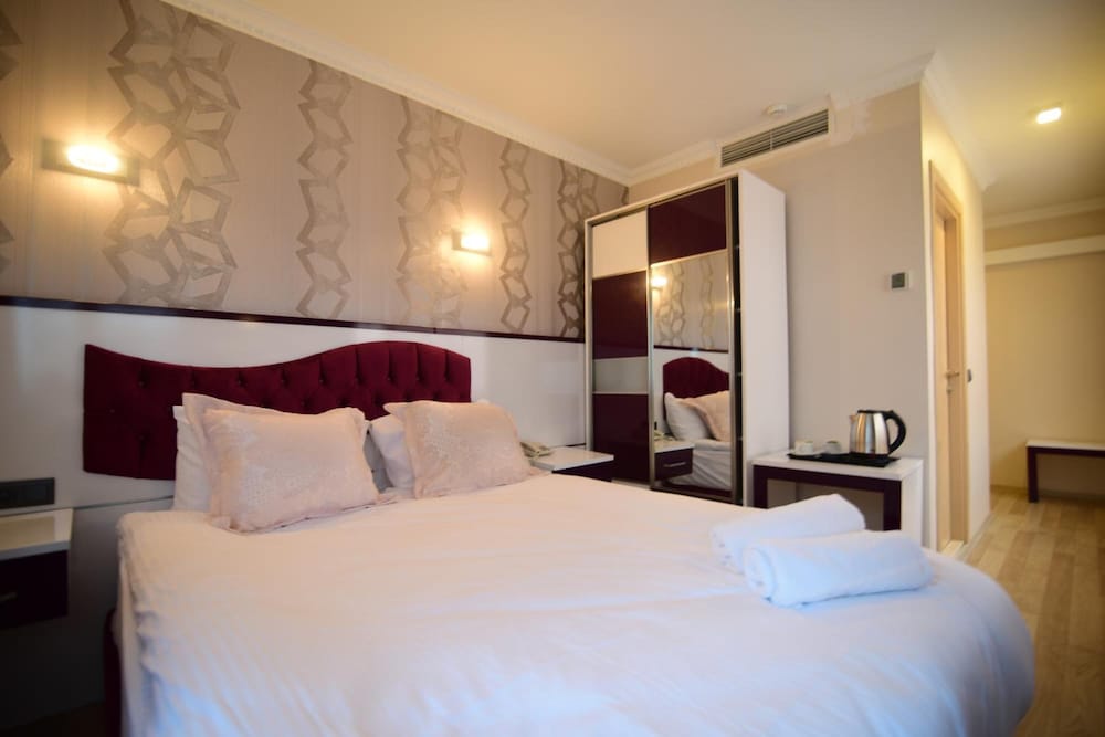 Ozdemir Palas Hotels 7/25
