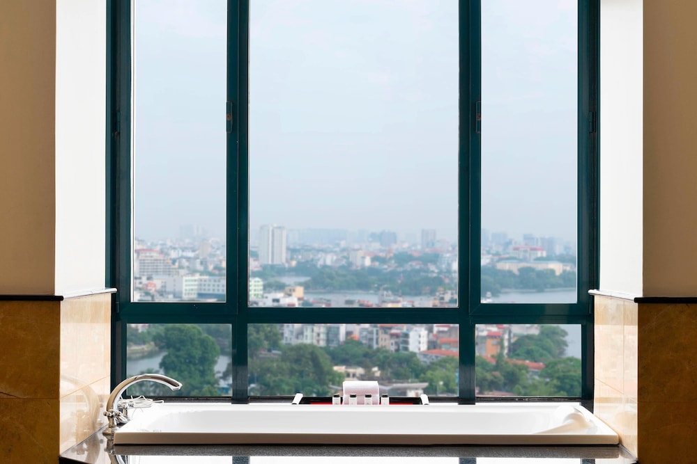 SHERATON HANOI HOTEL 14/42
