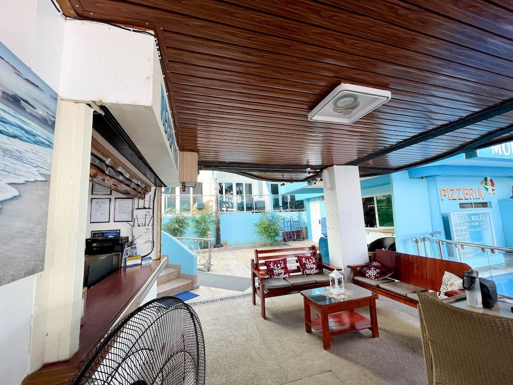 Montani Beach Resort 30/49