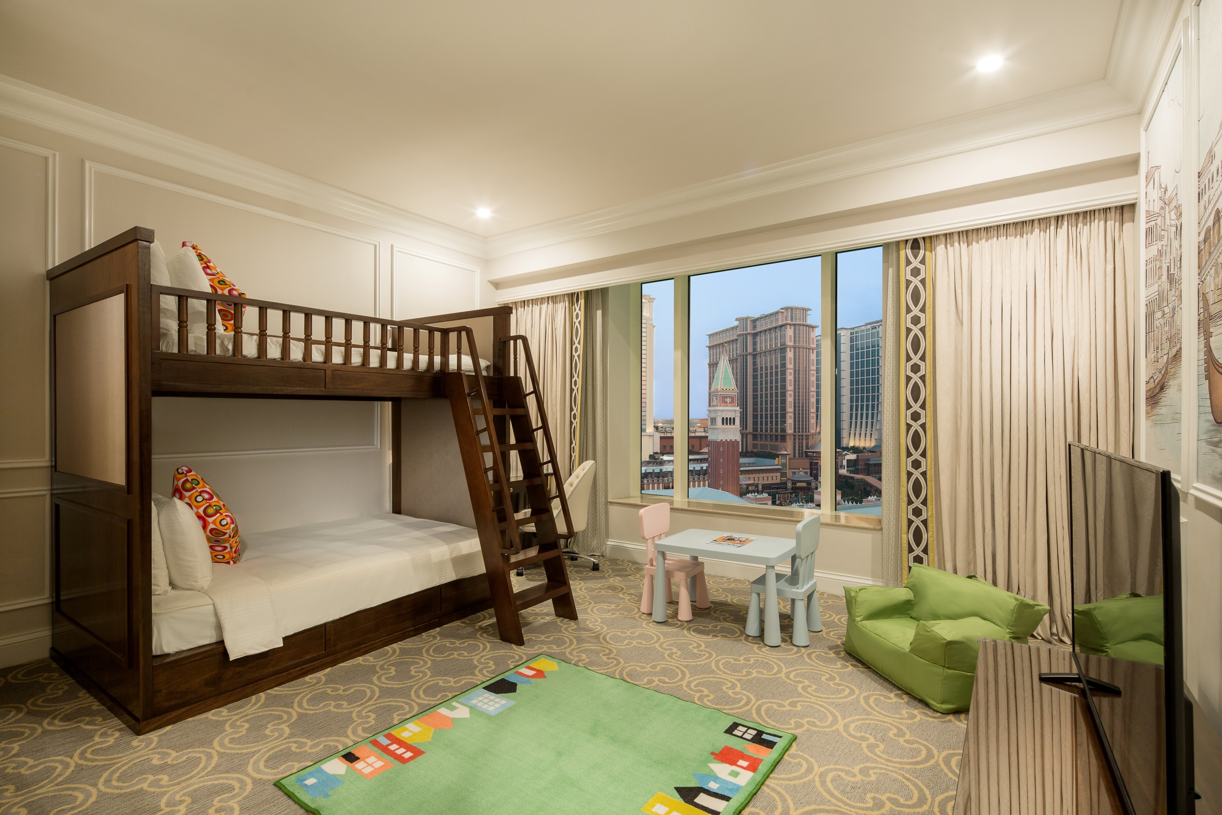The Venetian Macao 8/50