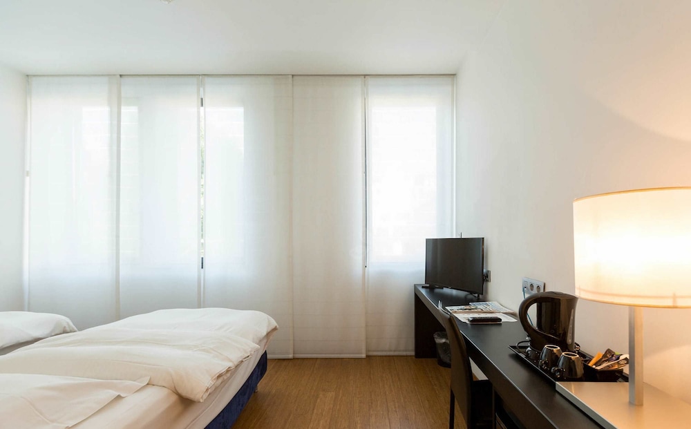 Hotel Aqua by HappyCulture photo4