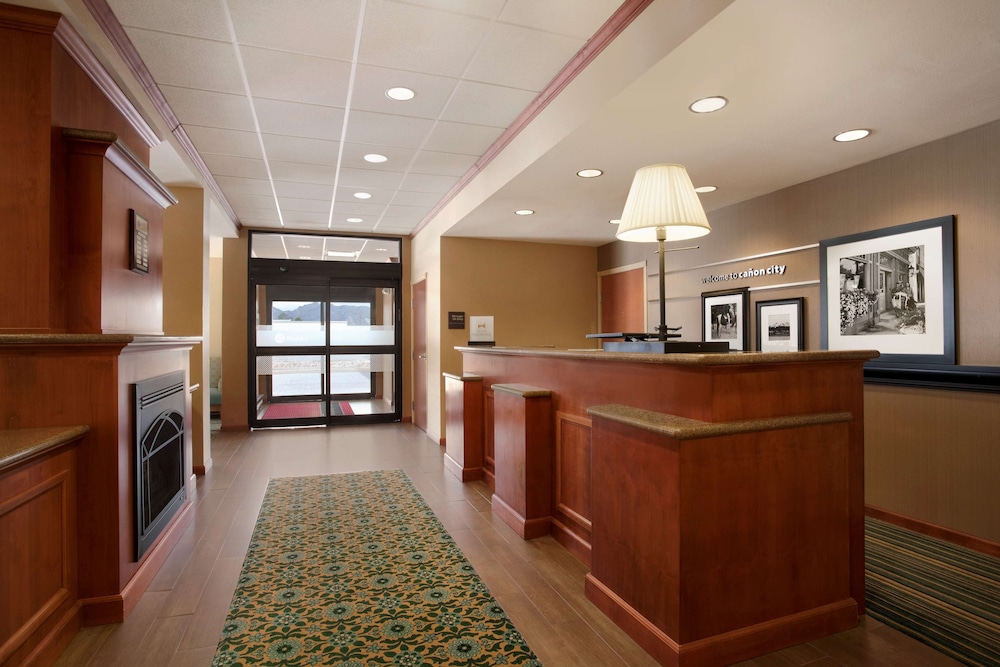 Hampton Inn Canon City 3/32