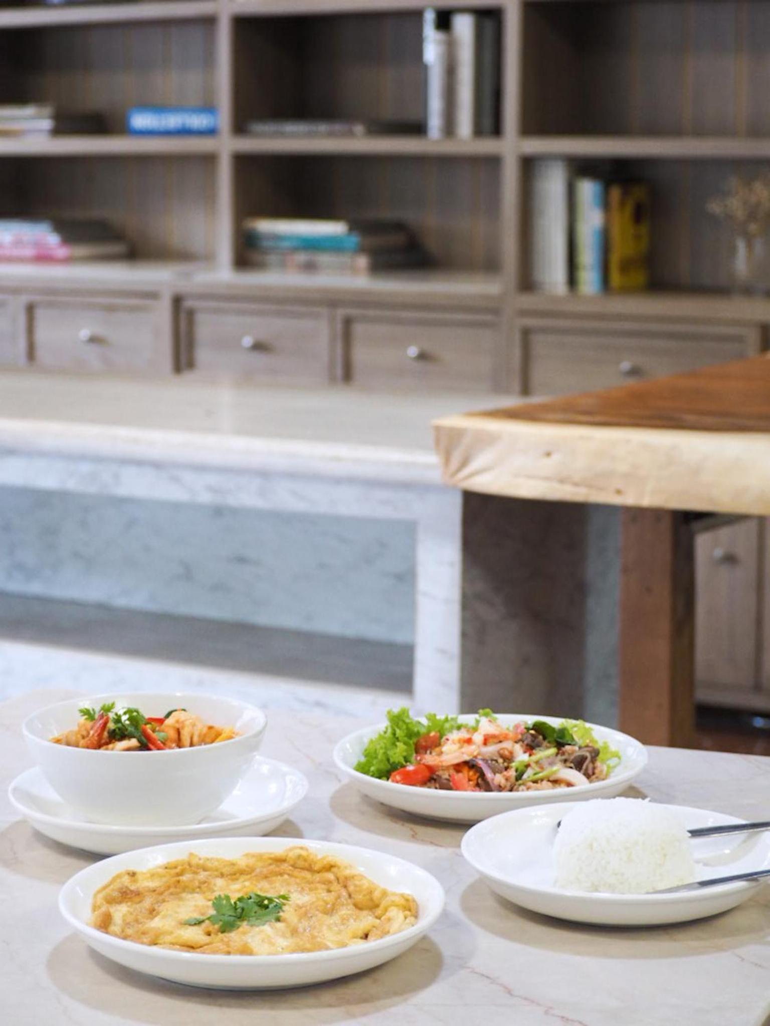 Watana Hotel Bangkok 50/63