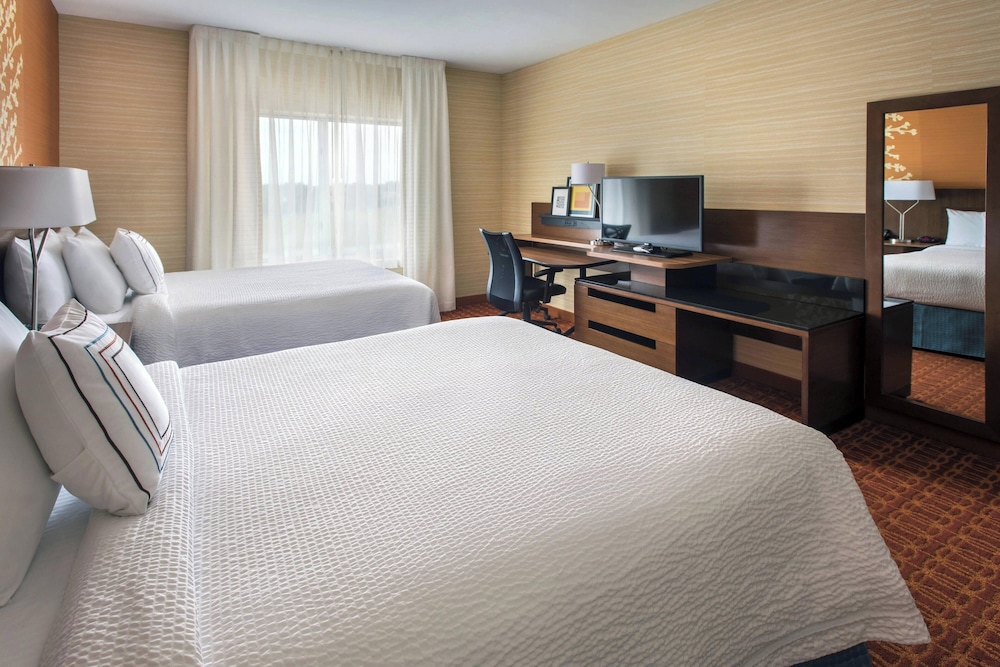 Room, 2 Queen Beds, Landscape View