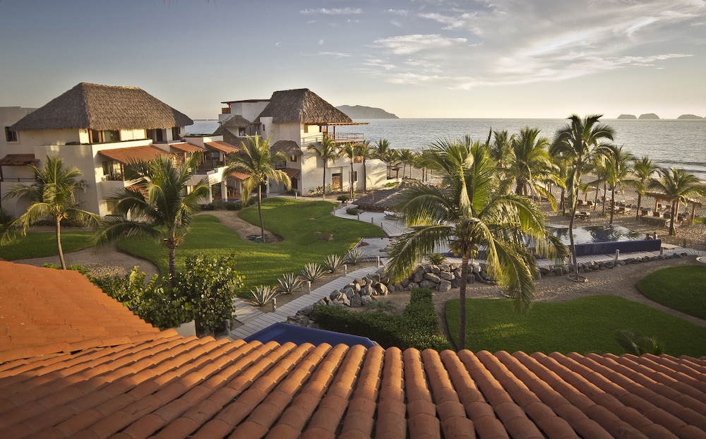 Las Palmas Luxury Villas 42/50