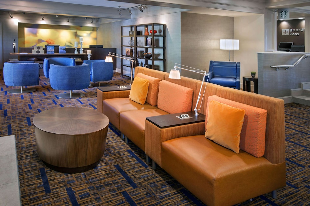 Boston Woburn Burlington Hotel 32/49