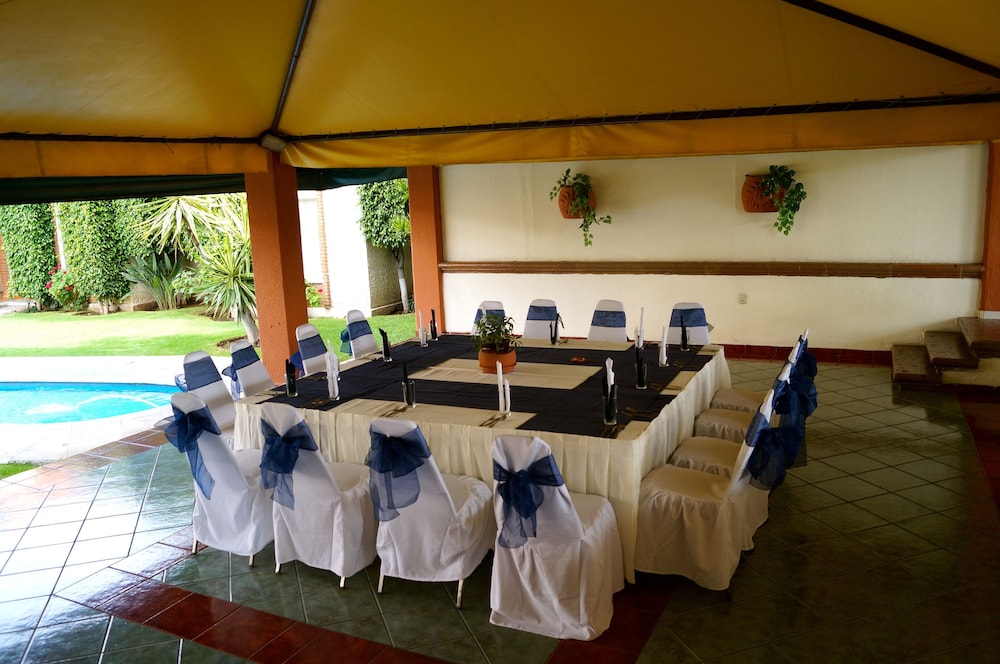 Villa del Sol and Suites 51/62