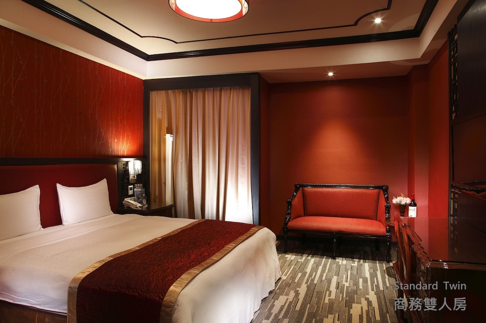 Grace Hotel 16/50