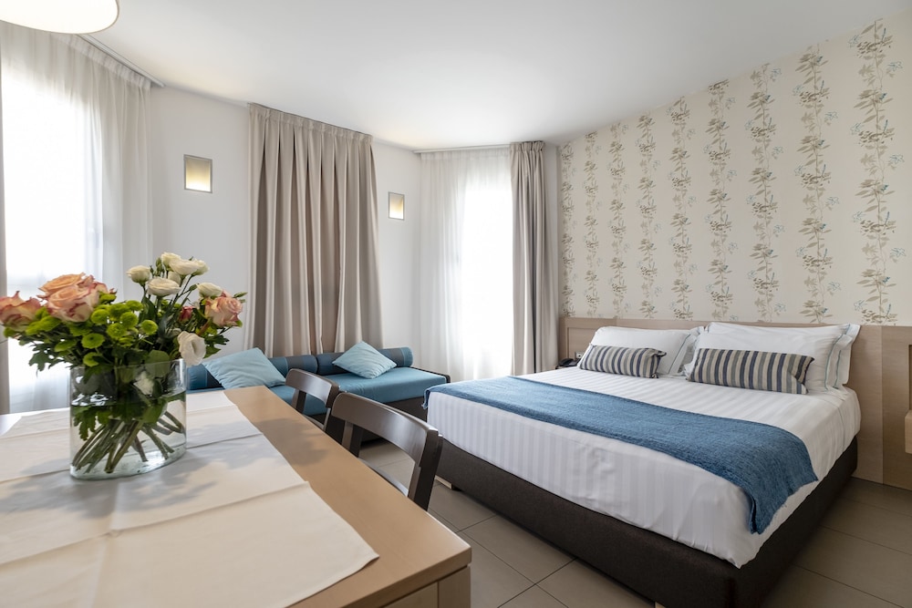 Le Rose Suite Hotel 15/43