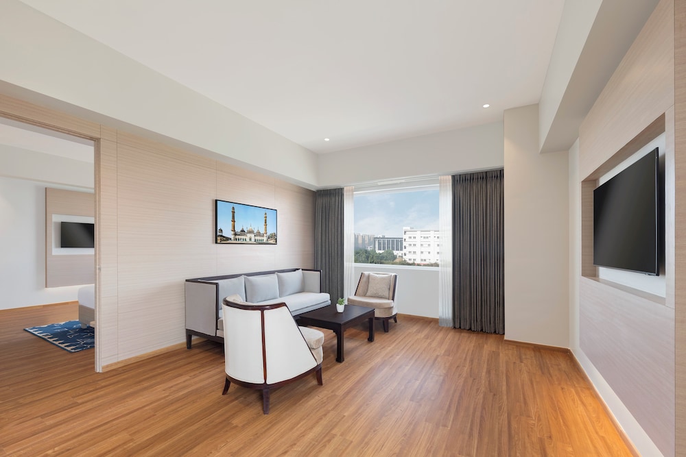 Mercure Lucknow Gomti Nagar 22/41