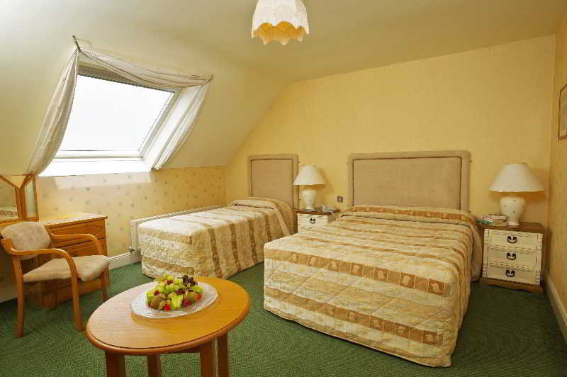 Hylands Burren Hotel 3/18