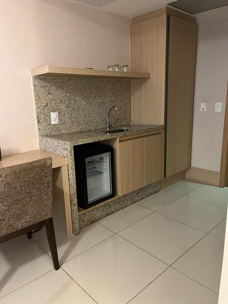 Cullinan Hplus Premium 79/79