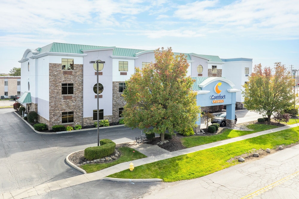Comfort Suites Perrysburg - Toledo South 4/49