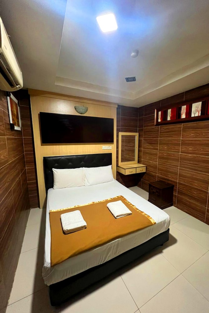 Batu Caves Business Hotel 6/21
