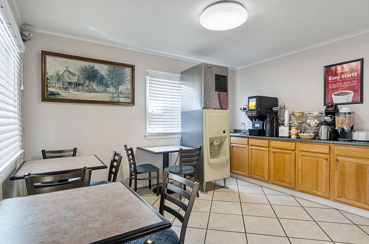 Econo Lodge Sturbridge Route 20 35/49